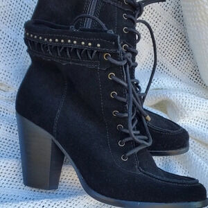 Gianni‎ Bini Lace up Boots 7.5